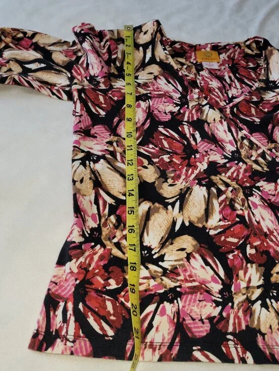 Multicolored Ruby Rd. Top for Spring/Fall - Picture 5 of 6